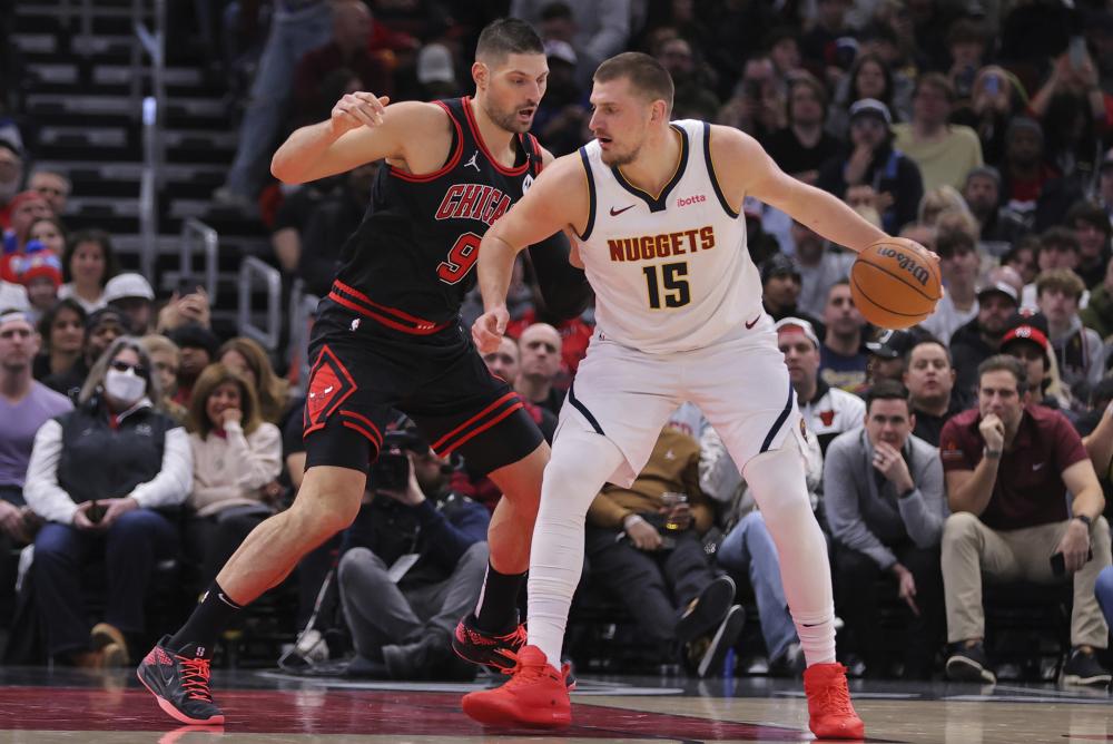 的球员包括 的球员包括