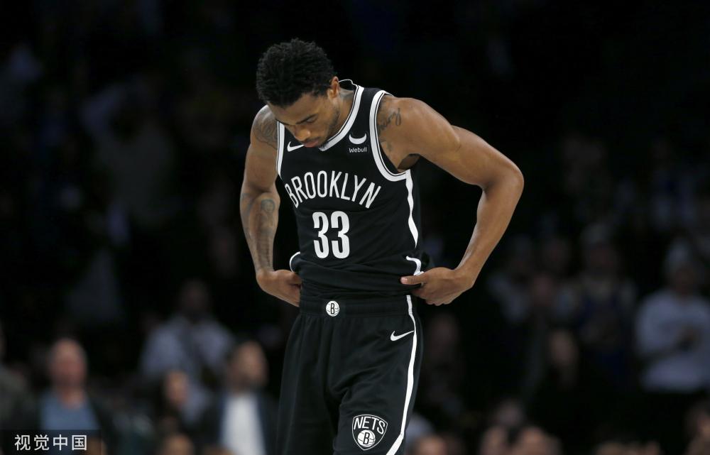 在赛场上展 在赛场上展