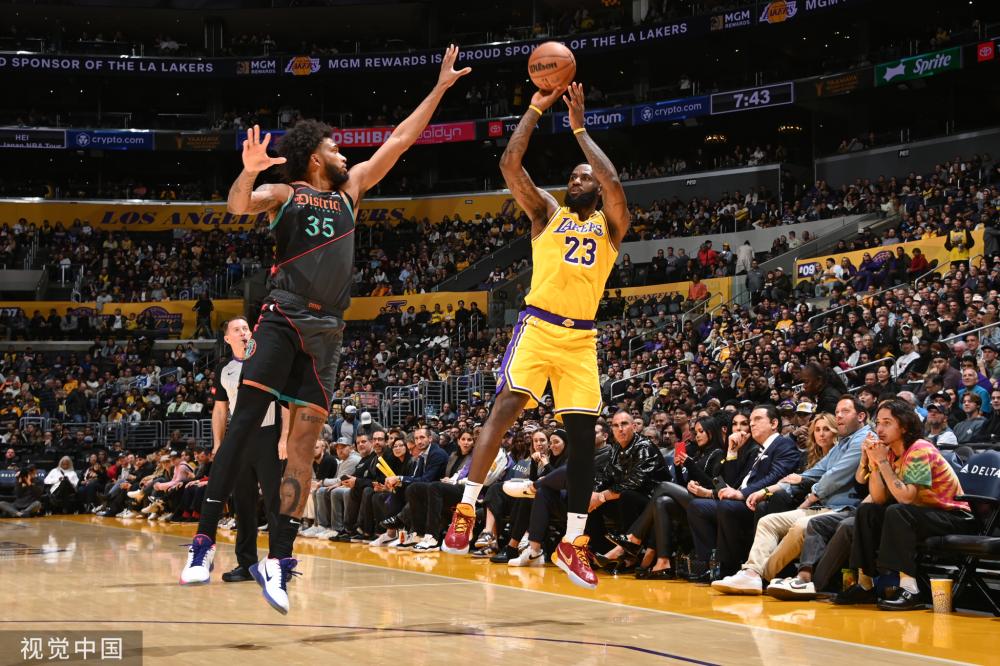 是与队友配 是与队友配