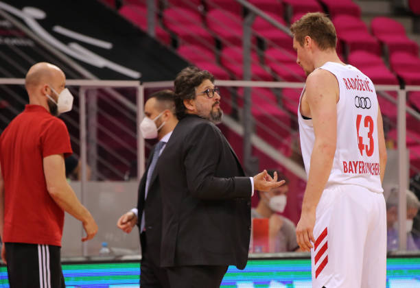 神和韧性的 神和韧性的